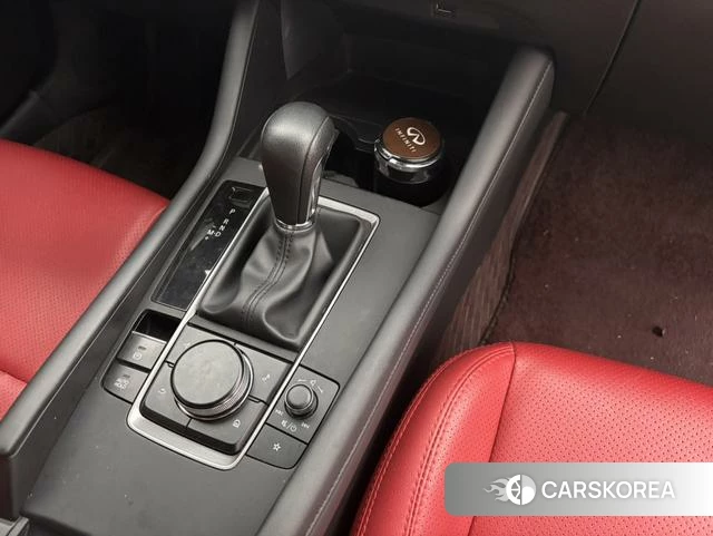 Mazda 3 Angkesaila 2023 Белый из Китая, фото 6