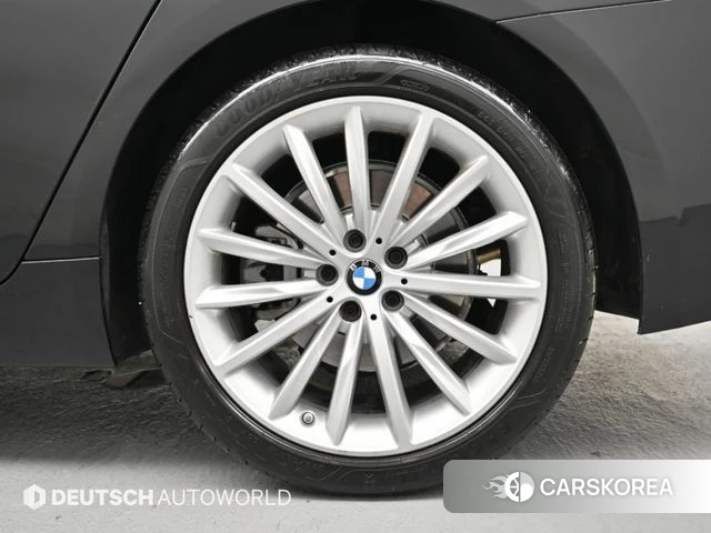 BMW 5 Series (G30) id 4768215 из Кореи 15