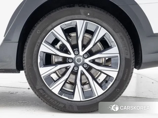 Volvo V90 Cross-Country id 3614411 из Кореи 12
