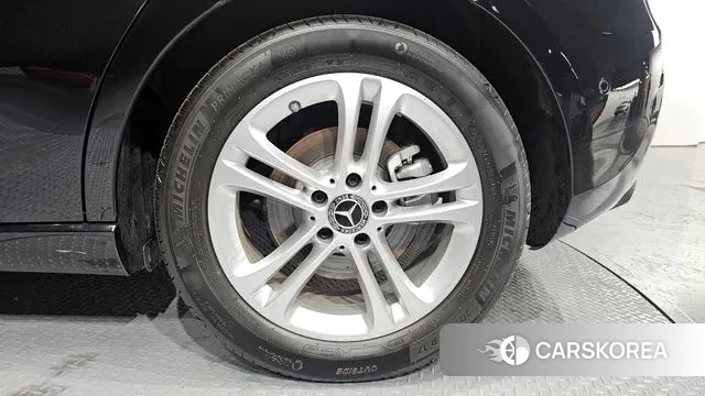 Mercedes-Benz A-Class W177 id 3715835 из Кореи 15