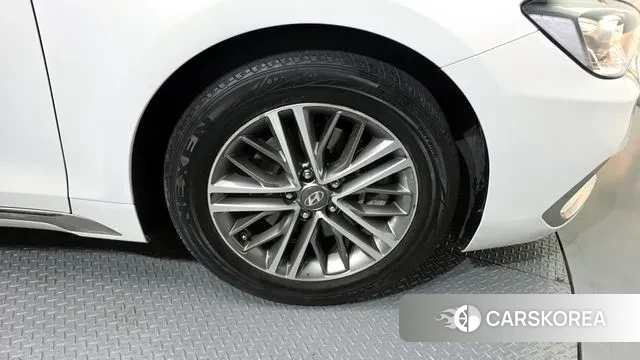 Hyundai Grandeur IG id 3479900 из Кореи 15