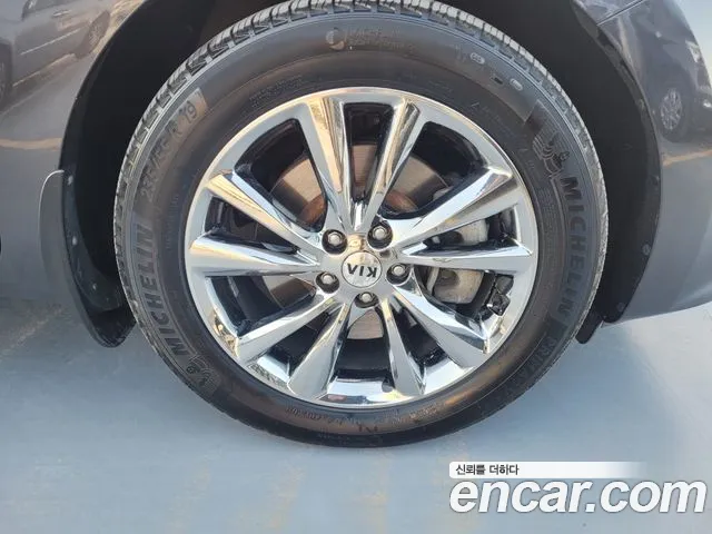 Kia The New Carnival id 2718418 из Кореи 15