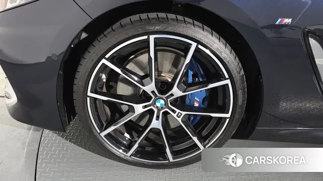 BMW 8 Series (G15) id 3508998 из Кореи 15