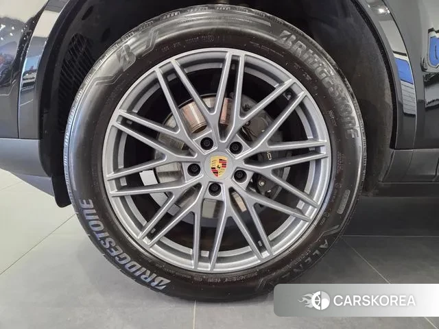 Porsche Cayenne (PO536) id 3664334 из Кореи 7