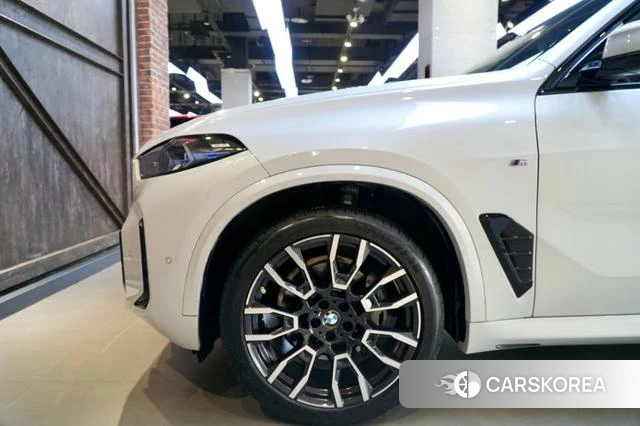 BMW X5 id 4271834 из Китая 17