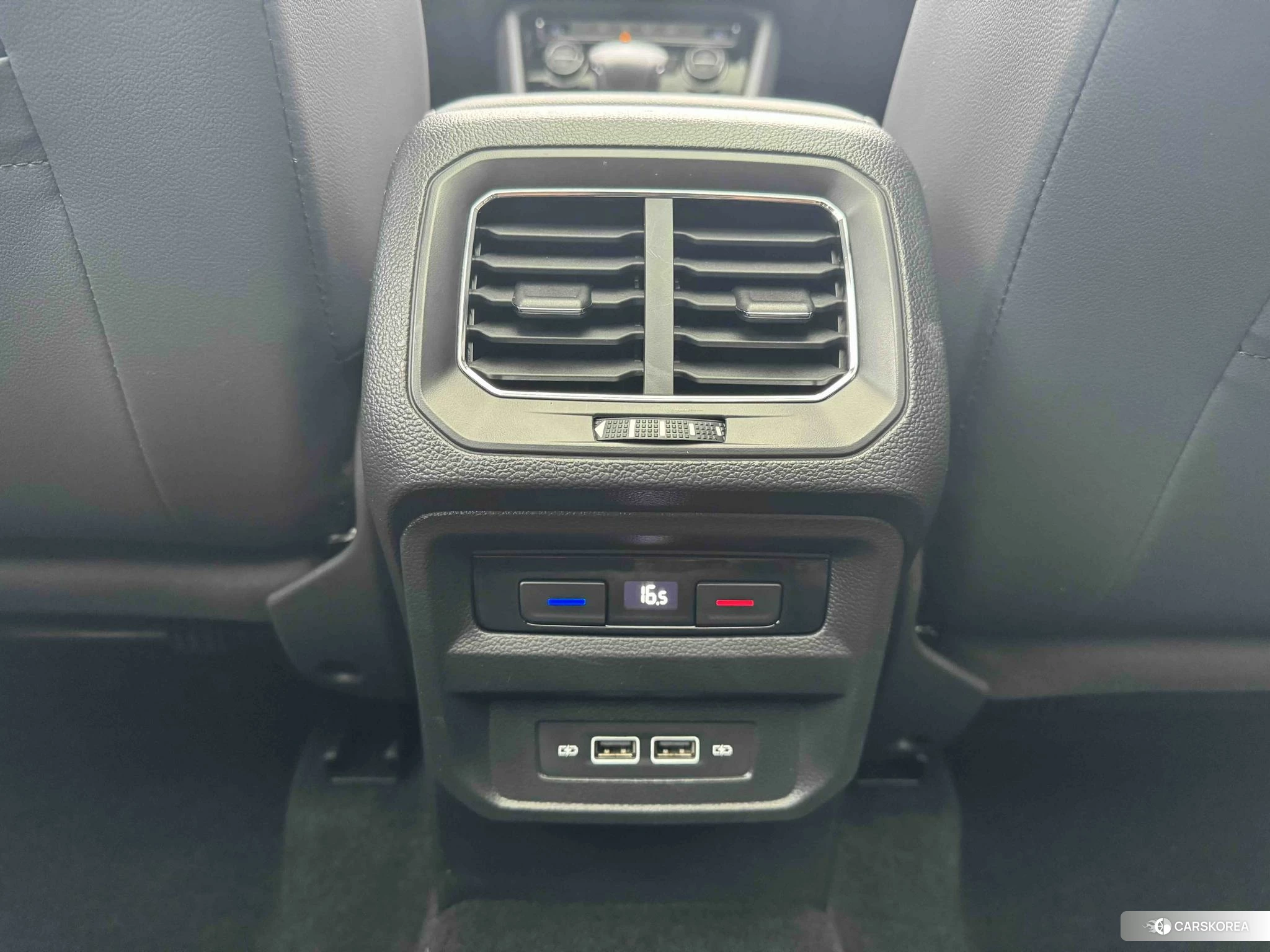 Volkswagen Tiguan L id 4467436 из Китая 9