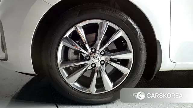 Kia The New Carnival id 3363007 из Кореи 15