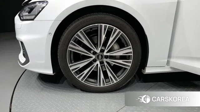 Audi A6 (C8) id 3342174 из Кореи 15