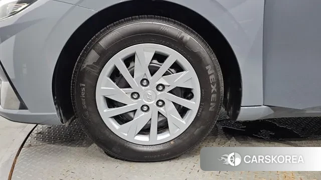 Hyundai Avante (CN7) id 2960996 из Кореи 15