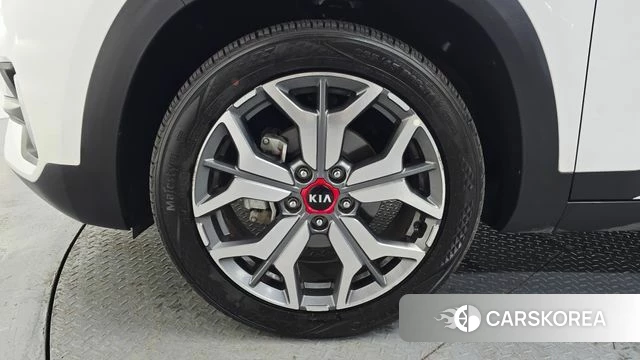 Kia Seltos id 4573519 из Кореи 26
