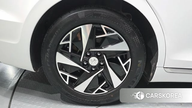 Hyundai The New Grandeur IG Hybrid id 4443843 из Кореи 15