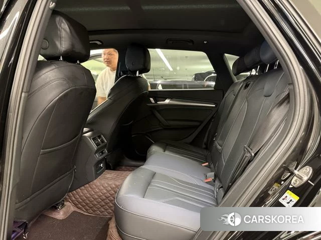 Audi Q5L id 4300345 из Китая 13