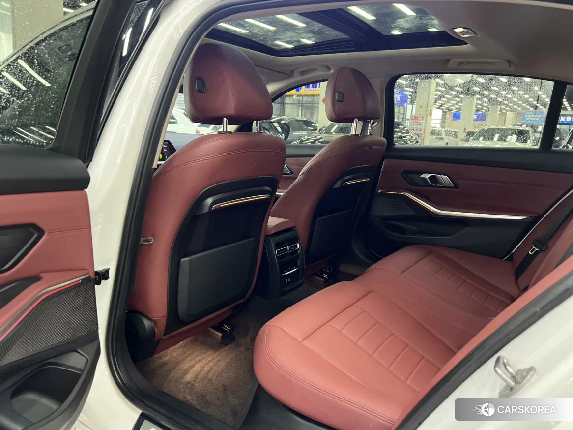 BMW 3 series id 4487478 из Китая 9