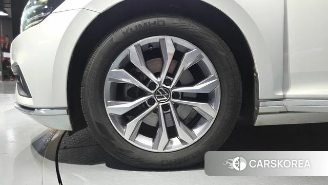 Volkswagen Passat GT (B8) id 4534801 из Кореи 15