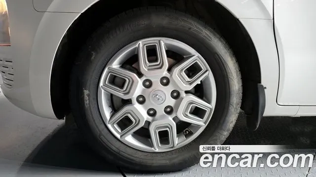 Hyundai Staria id 2949532 из Кореи 15