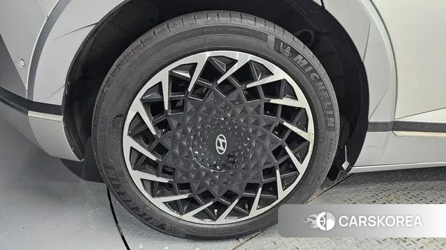 Hyundai Ionic 5 id 3043392 из Кореи 15