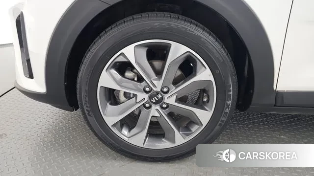 Kia Stonic id 3509192 из Кореи 15