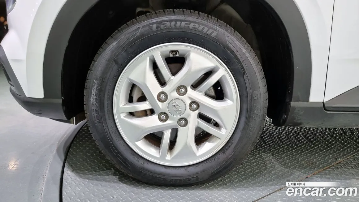 Hyundai Venue id 2076434 из Кореи 15