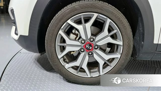 Kia Seltos id 4232551 из Кореи 30