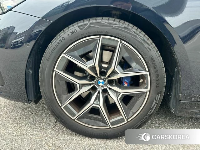 BMW 5 Series (G60) id 4686920 из Кореи 15