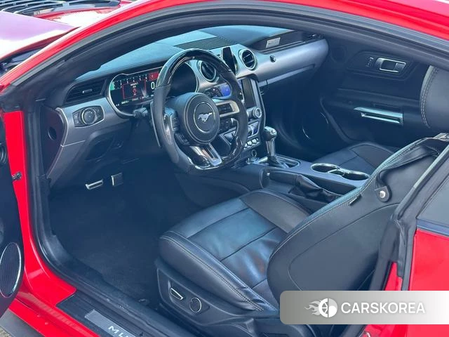 Ford Mustang 2019 Красный из Китая, фото 5