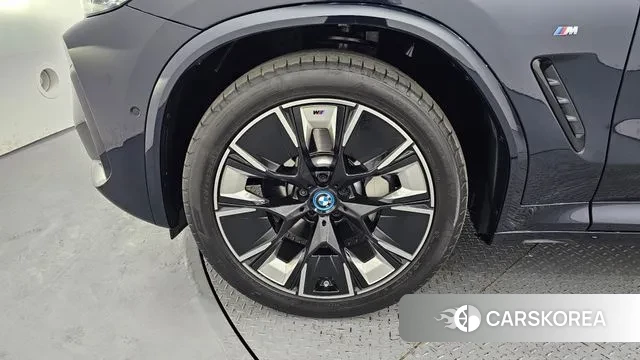 BMW iX3 id 3700844 из Кореи 15