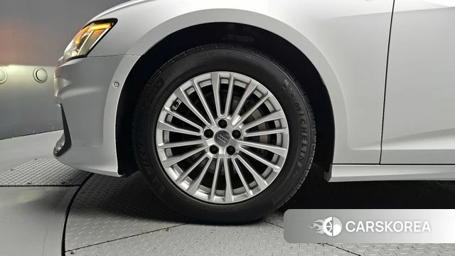 Audi A6 (C8) id 3904698 из Кореи 15