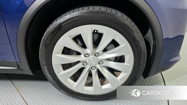 Tesla Model X id 4712987 из Кореи 15