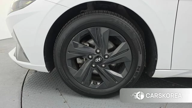 Hyundai Avante Hybrid (CN7) id 4317160 из Кореи 15