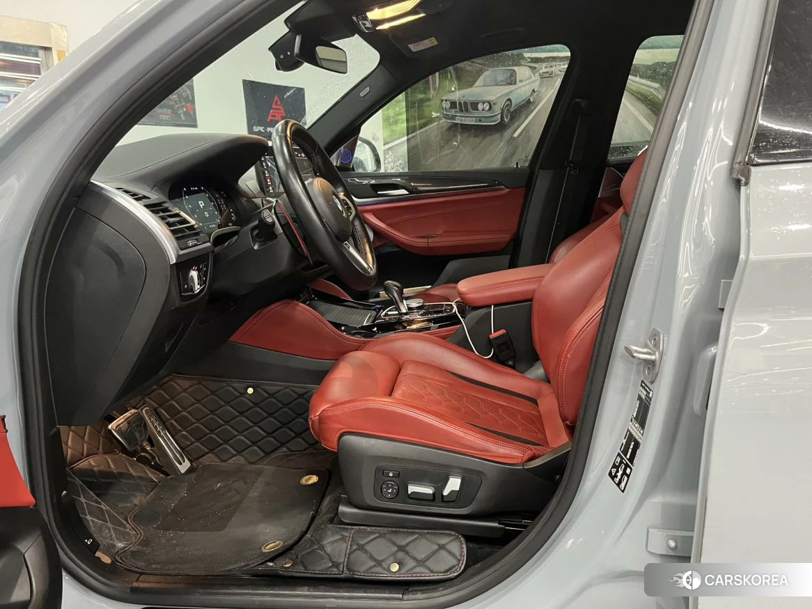 BMW X3 M id 4473651 из Китая 10