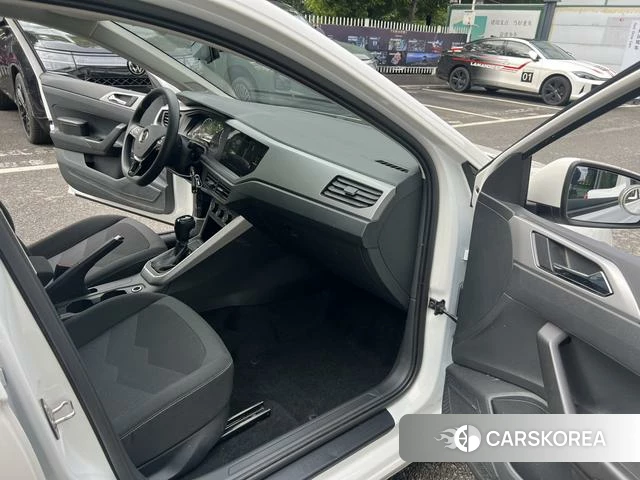 Volkswagen Polo id 4258505 из Китая 19