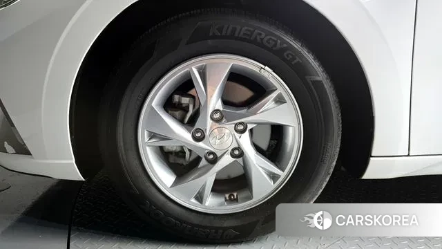 Hyundai Avante (CN7) id 2998981 из Кореи 15