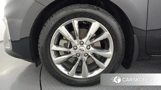 Kia The New Carnival id 2941256 из Кореи 15