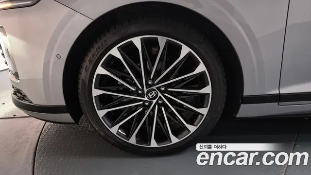 Hyundai Grandeur Hybrid (GN7) id 2700729 из Кореи 15