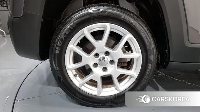 Jeep Renegade id 3307787 из Кореи 15