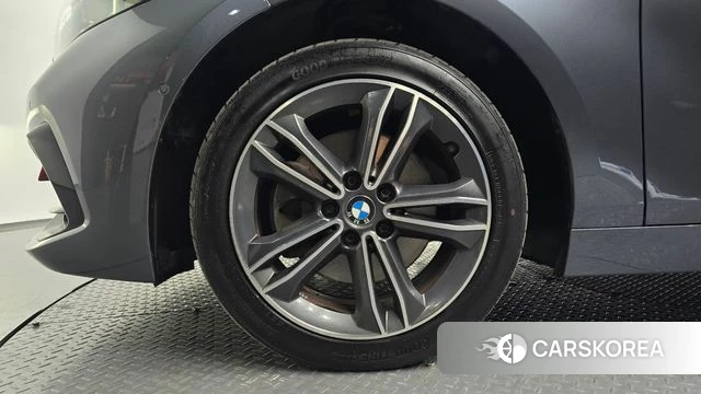 BMW 1 Series (F40) id 4231814 из Кореи 25