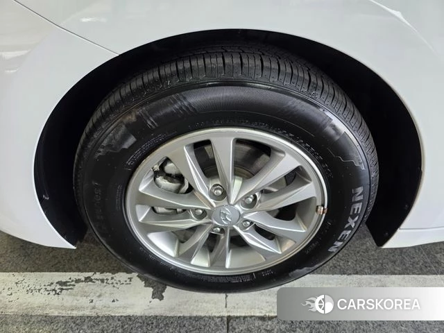 Hyundai The New Avante AD id 3823888 из Кореи 15