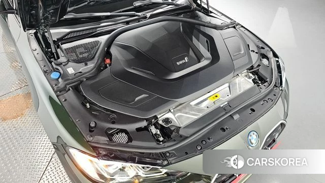 BMW i4 id 4753867 из Кореи 30