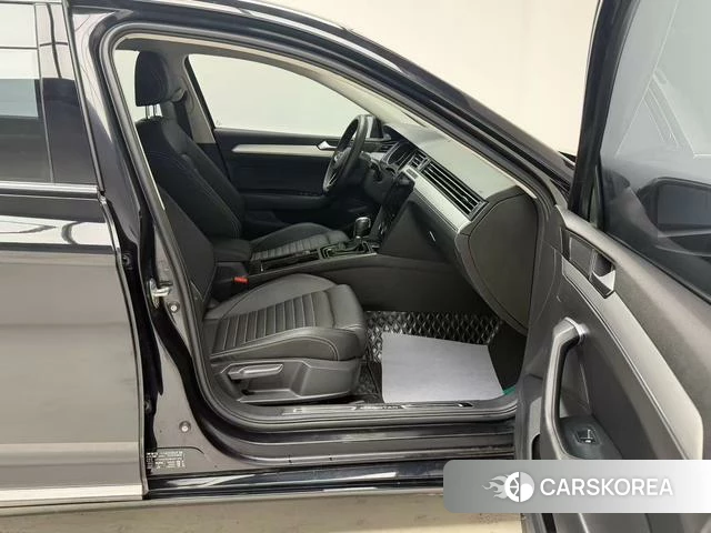 Volkswagen Magotan id 4368280 из Китая 13