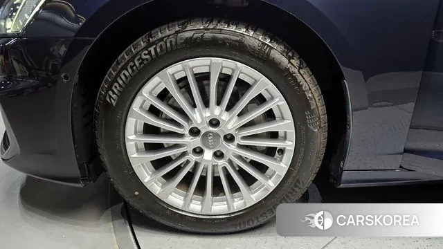 Audi A6 (C8) id 3489200 из Кореи 15