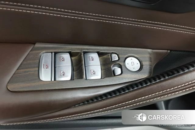 BMW 5 series PHEV id 4254215 из Китая 19