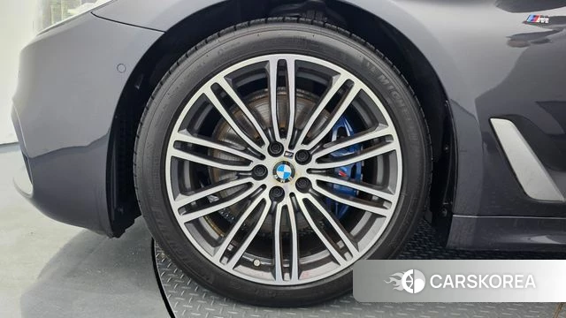 BMW 5 Series (G30) id 4780718 из Кореи 28
