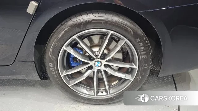 BMW 5 Series (G30) id 3032007 из Кореи 15