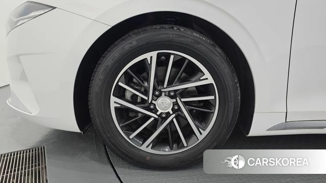 Hyundai The New Grandeur IG id 4410169 из Кореи 27