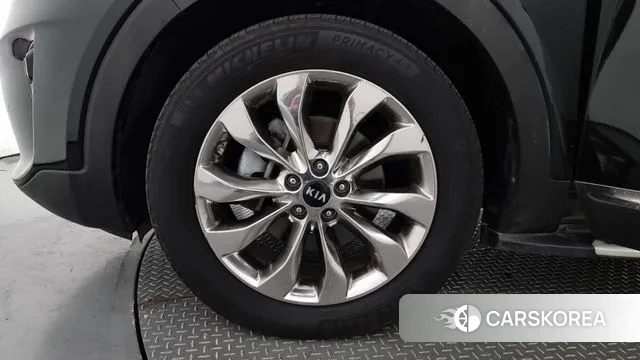 Kia The New Sorento id 3060999 из Кореи 15