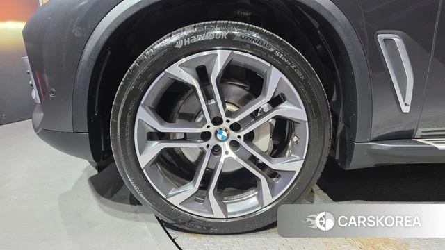 BMW X5 (G05) id 4389287 из Кореи 31