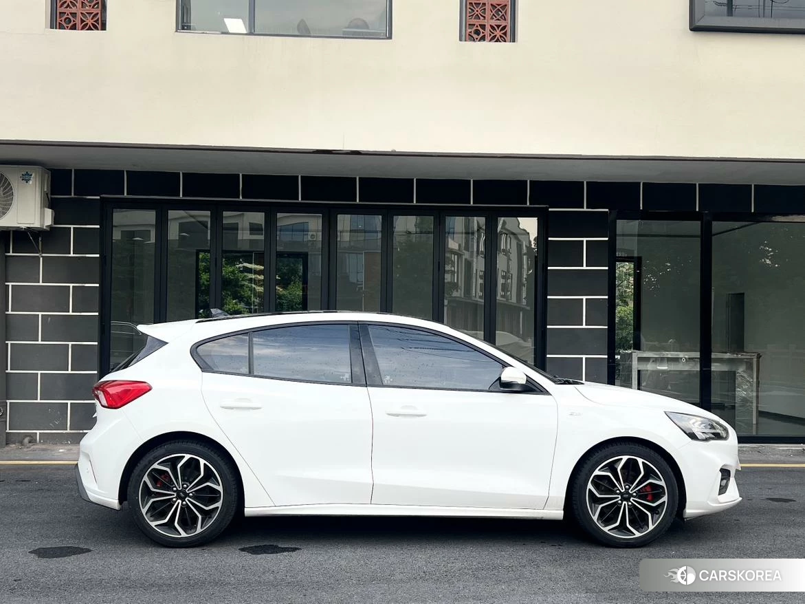 Ford Fox id 4510980 из Китая 8
