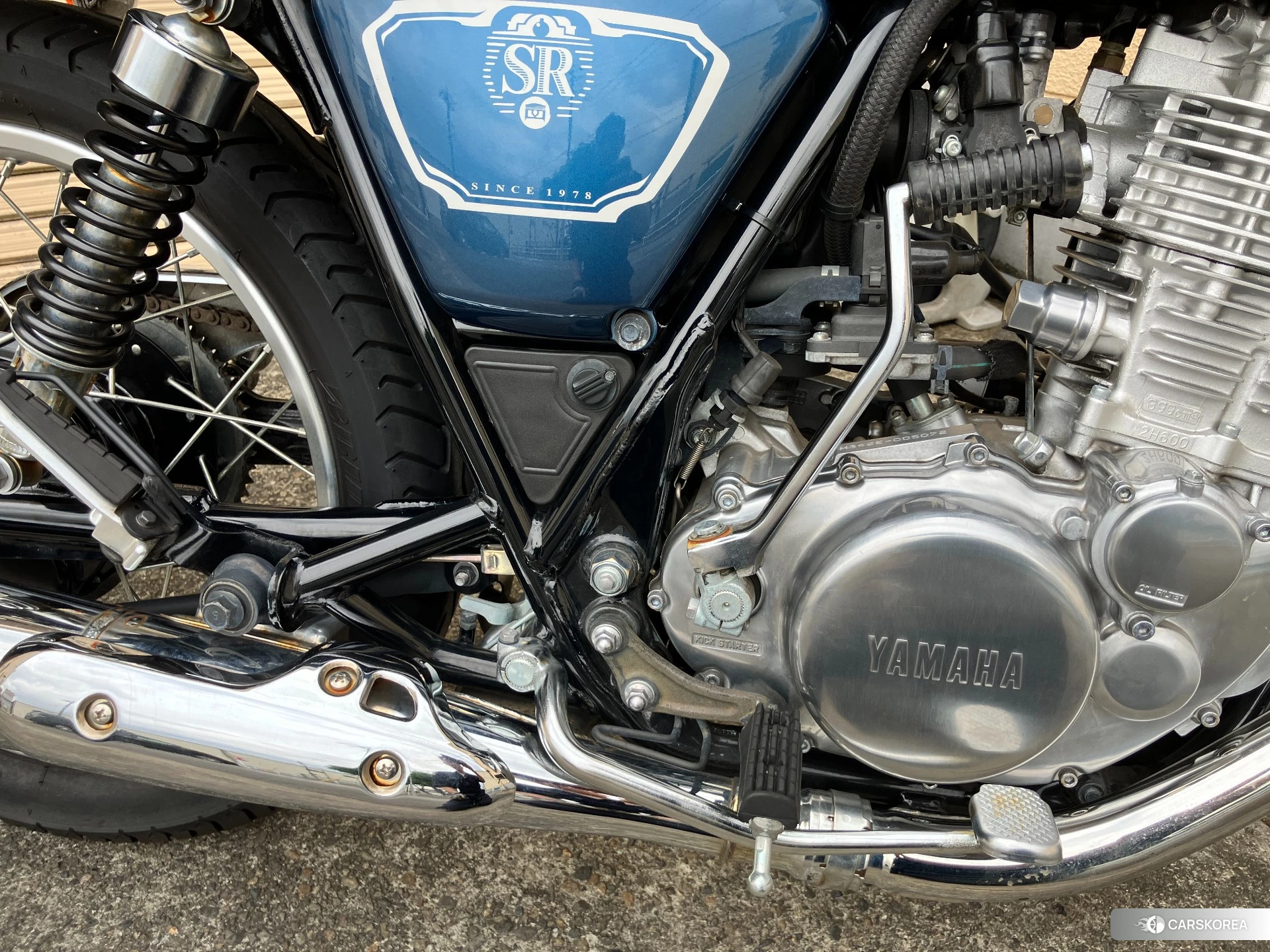 Проданный Yamaha SR 400 id 4319911 из Японии, фото 25