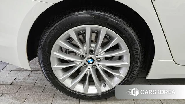 BMW 5 Series (G30) id 4384881 из Кореи 28