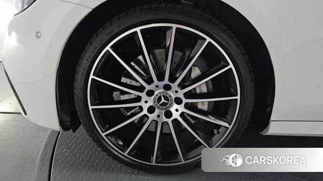 Mercedes-Benz E-Class W213 id 4223296 из Кореи 27